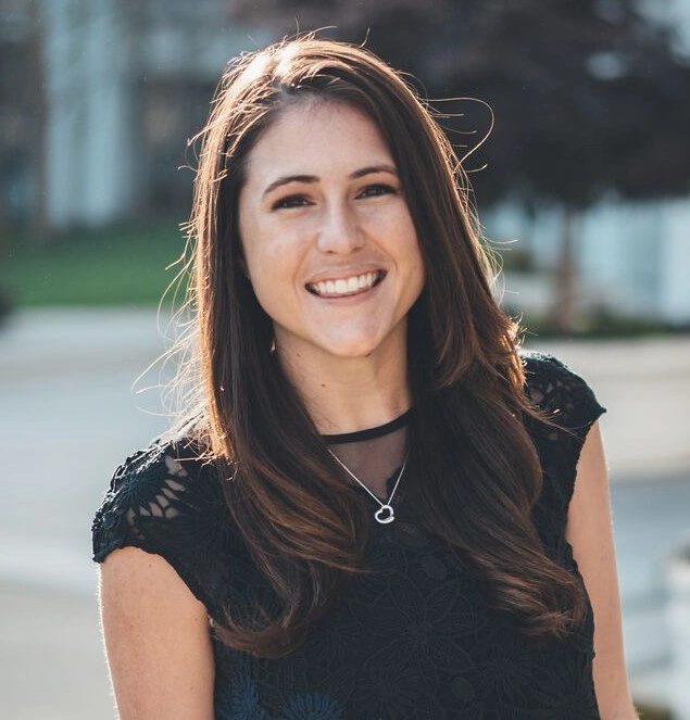 mckenzie-headshot